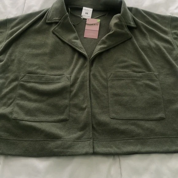 NWT Serra ladies open coatigan olive green sweater coat 🧥 with 2 pockets - Picture 3 of 8